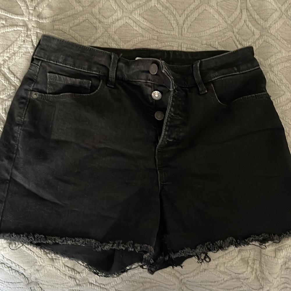 Old navy black shorts